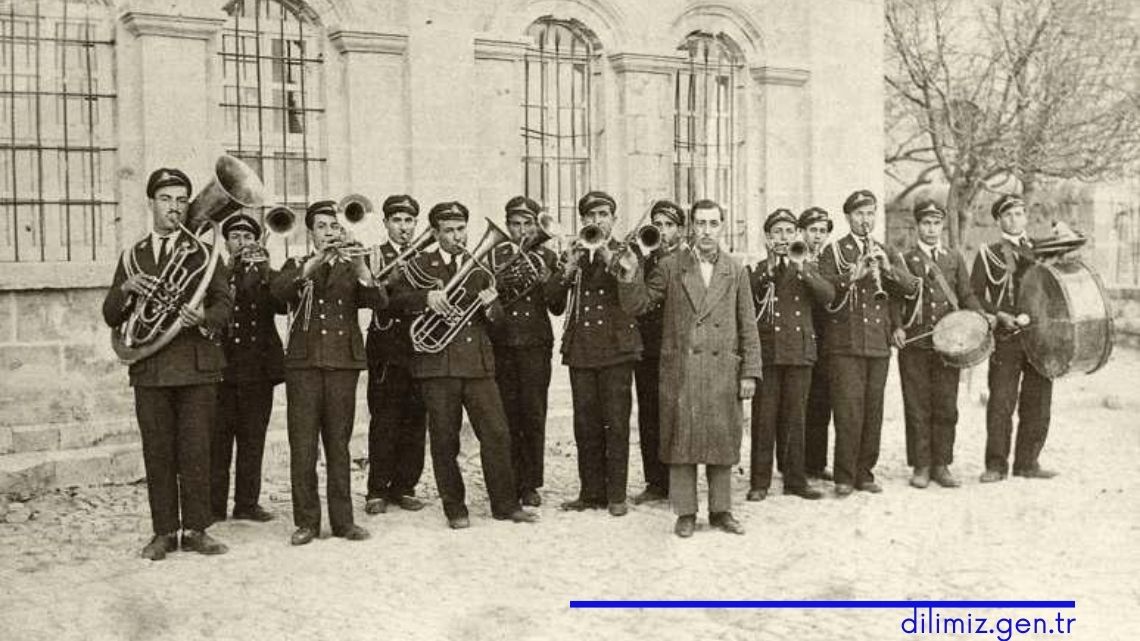 Cumhuriyet Dönemi Türk Halk Müziğinde Gelişmeler